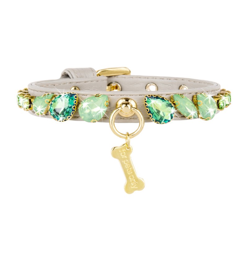 Stylish Green Collar