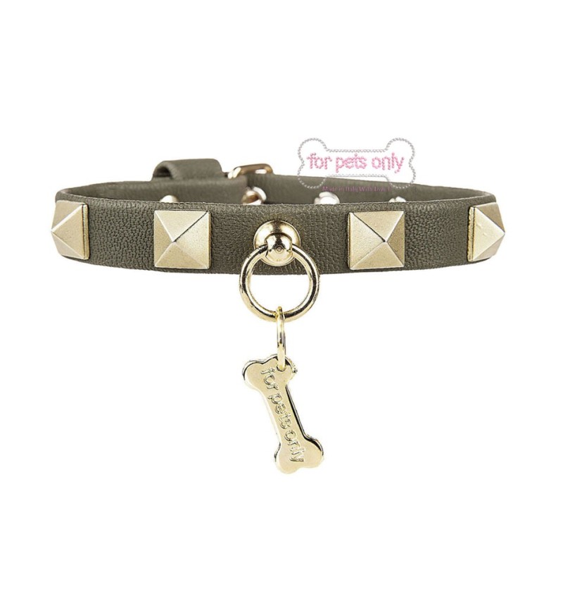 Chic And Stud Military Collar