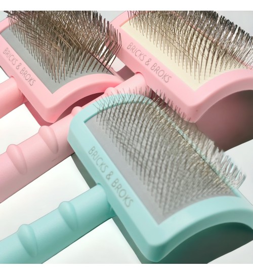 Luxury Professional Curved Brush