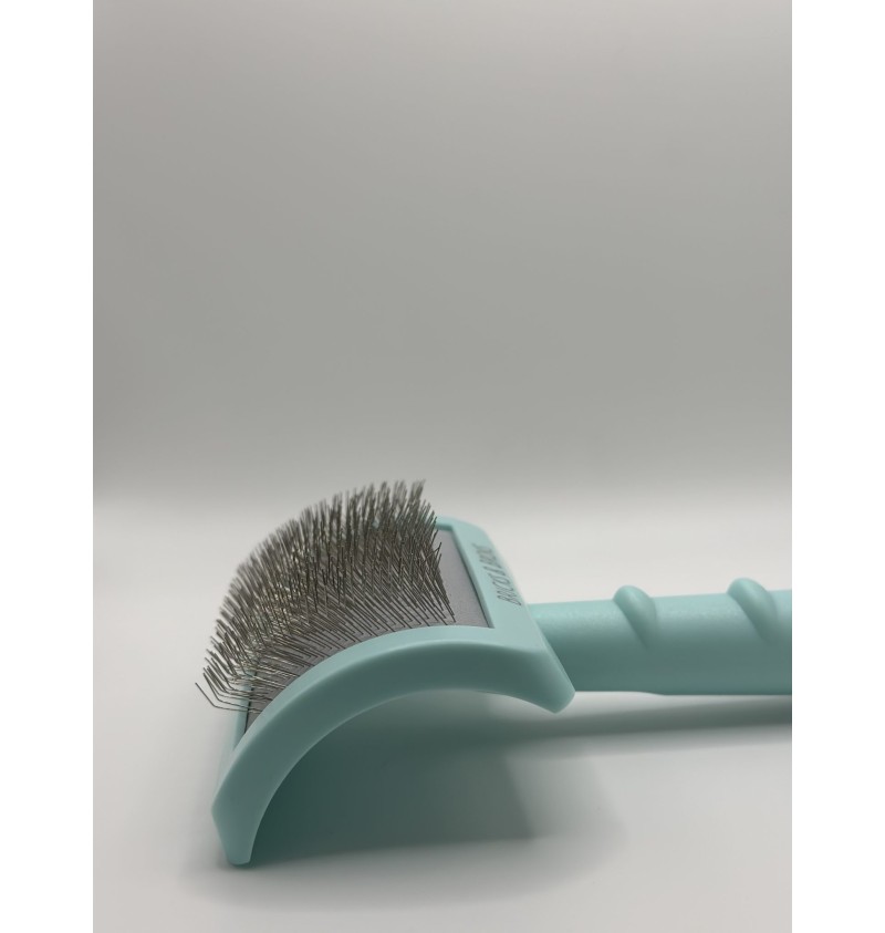 Luxury Professional Curved Brush